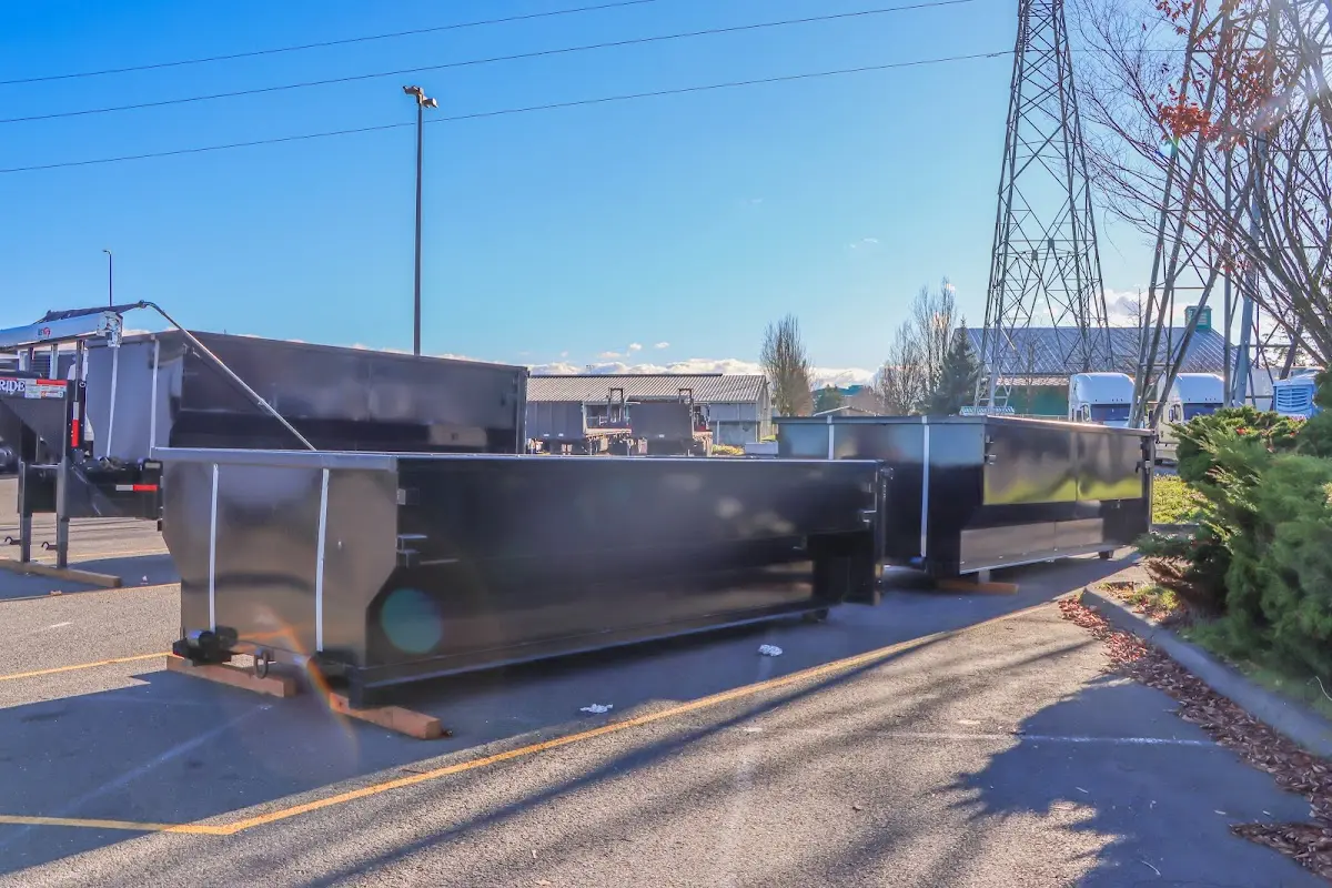 Professional dumpster rental and junk removal service in Smithville